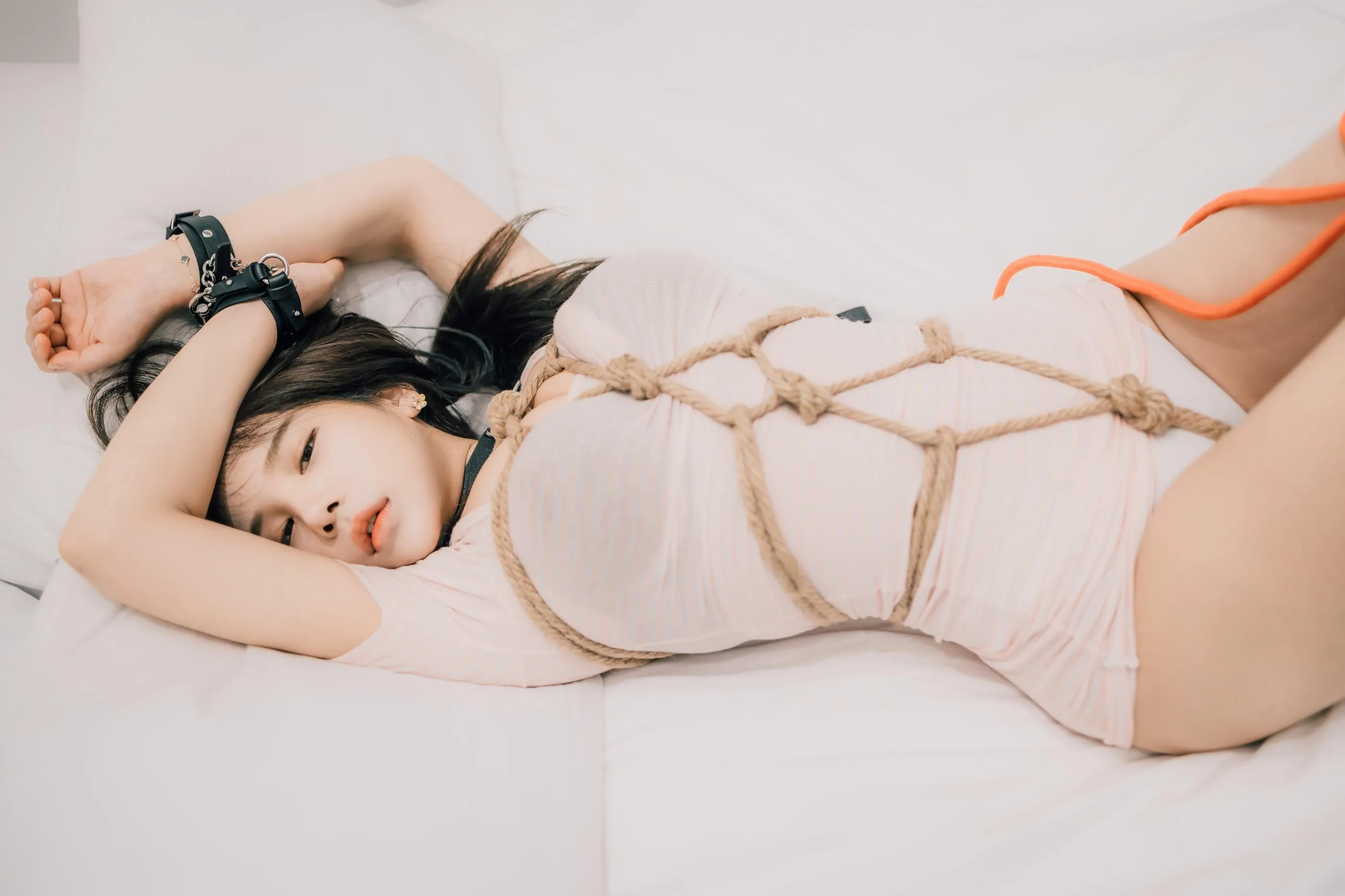 NO.139 [SaintPhotoLife] Zzyuri – Rope Series Special Edition [95P]插图